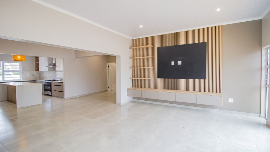 4 Bedroom Property for Sale in Country Club Western Cape